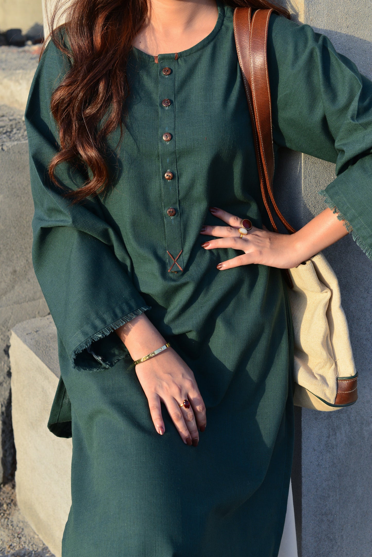 BOTTLE GREEN