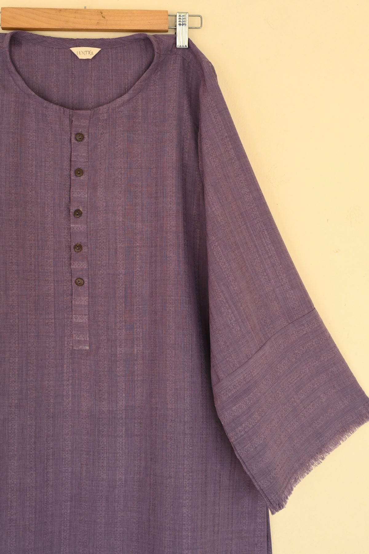 LILAC HUES