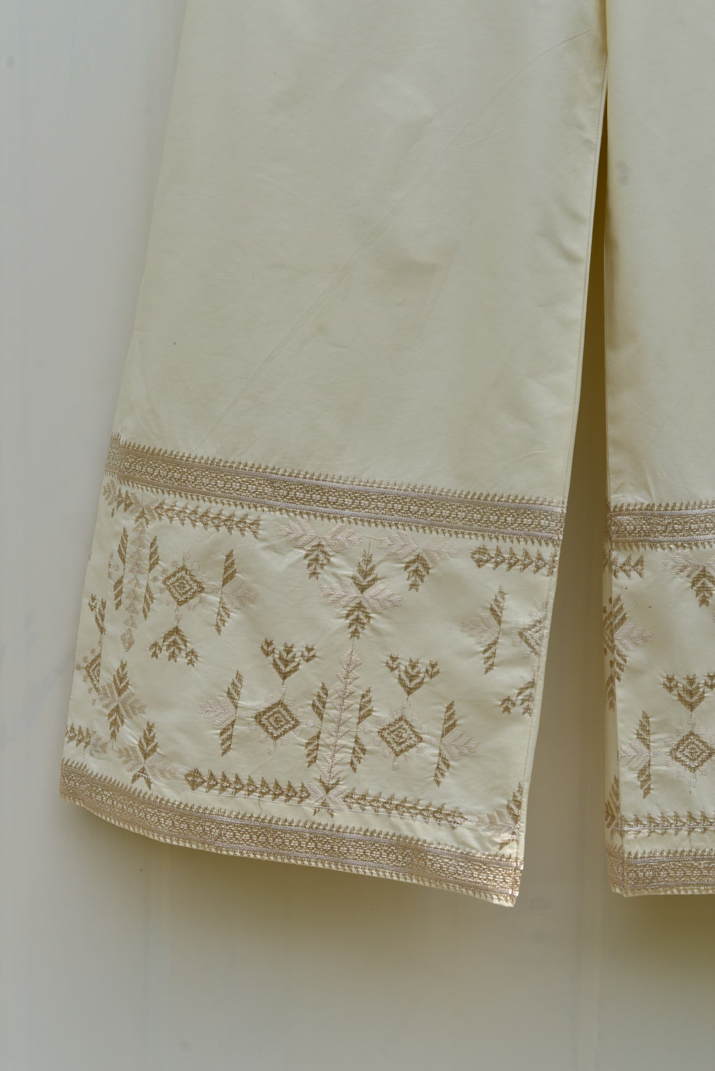 Embroidered flared cotton cullotes
