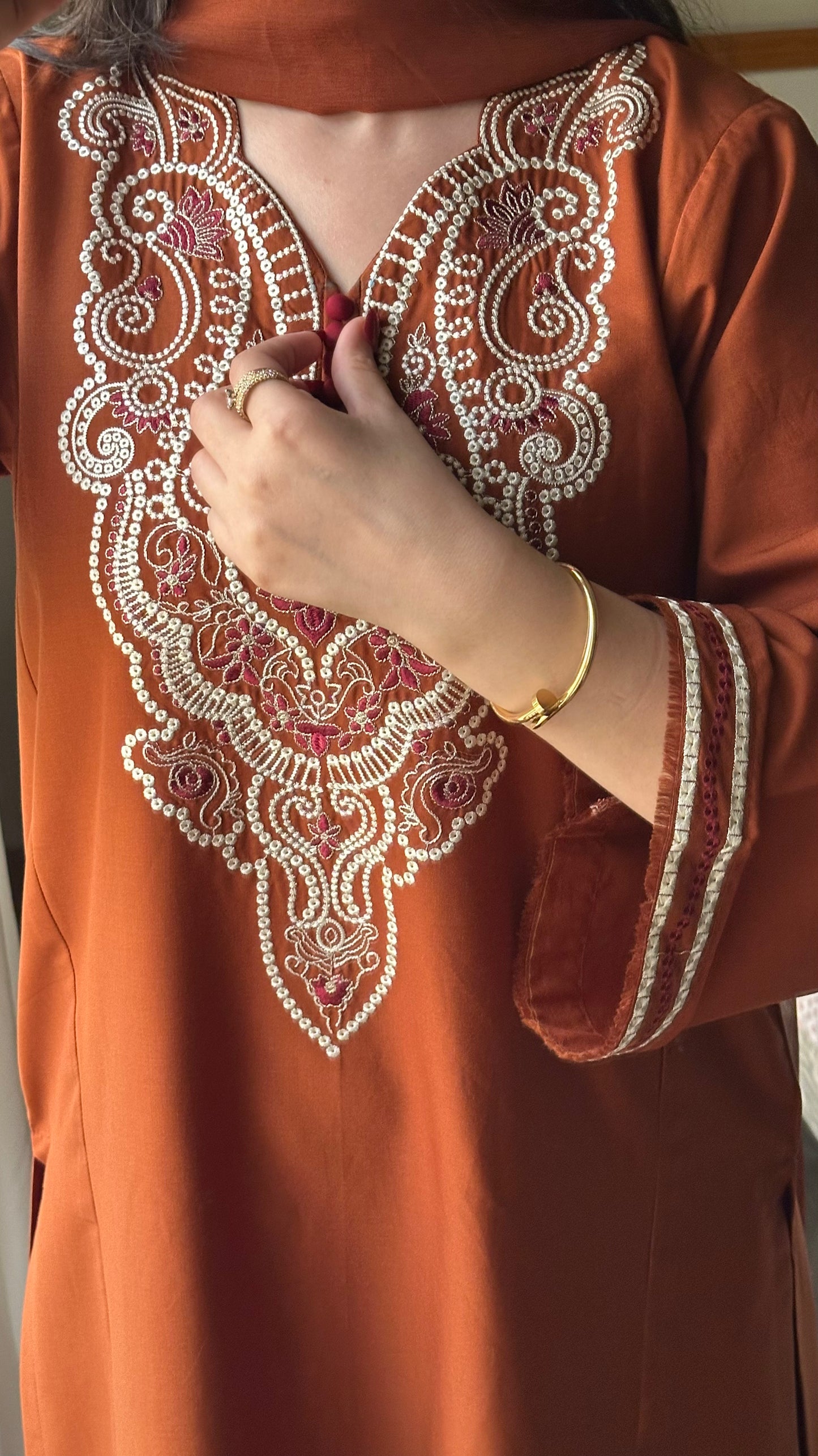 RUST-3PC EMBROIDERED SET